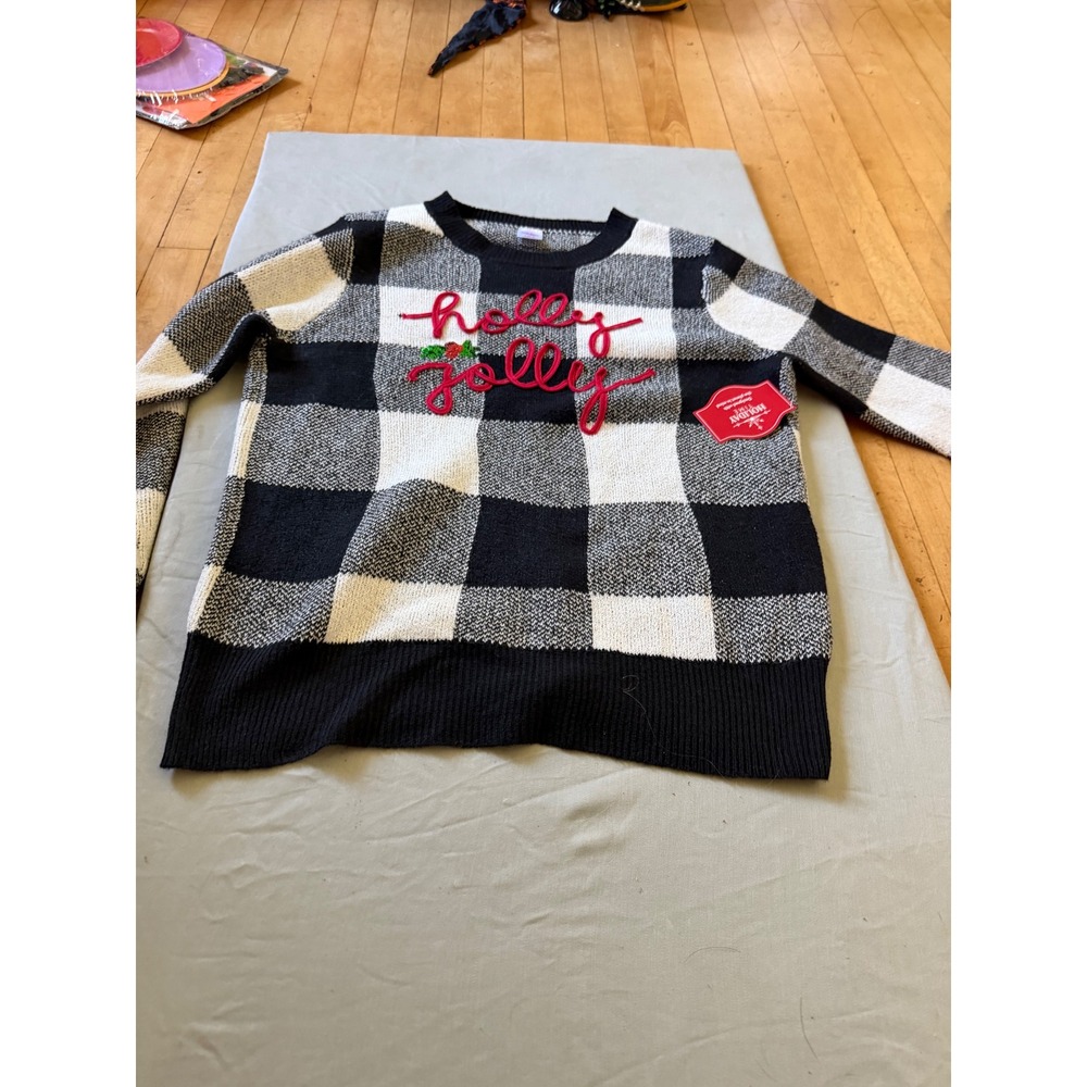 Christmas Kids Holiday Time Plaid Sweater L Black White